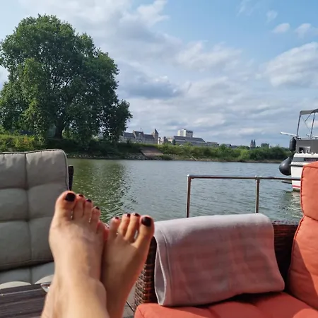 Dream 2 Relax Urlaub Im Hausboot Am Rhein Botel