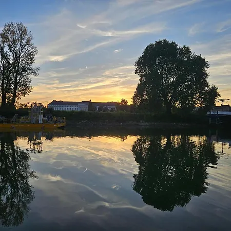 Dream 2 Relax Urlaub Im Hausboot Am Rhein